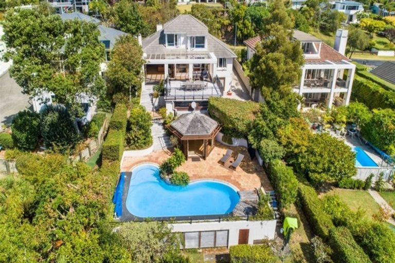 Photo of property in 27 Evelyn Road, Cockle Bay, Auckland, 2014