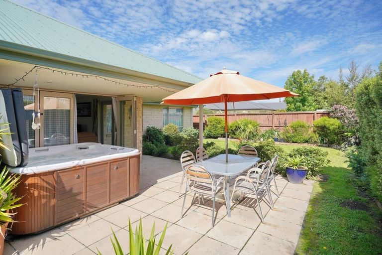 Photo of property in 102 Charles Street, Rangiora, 7400