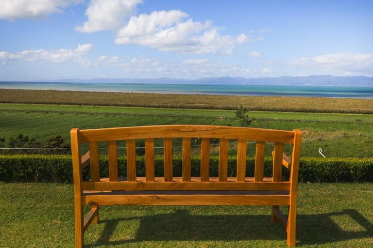 Photo of property in 766a Back Miranda Road, Pukorokoro / Miranda, Thames, 3576