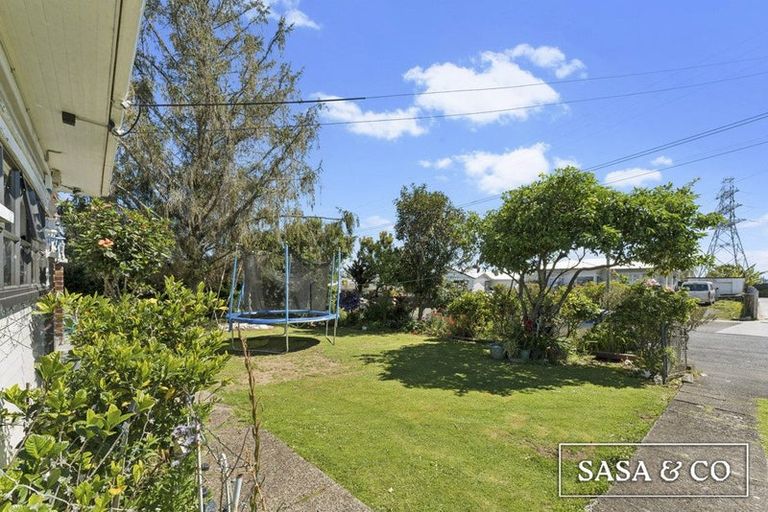 Photo of property in 10 Ferguson Street, Mangere East, Auckland, 2024