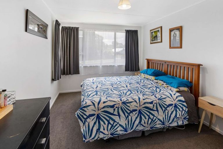 Photo of property in 4 John Road, Fairy Springs, Rotorua, 3015