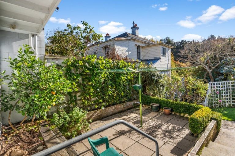 Photo of property in 16 Montpellier Street, Dunedin Central, Dunedin, 9016