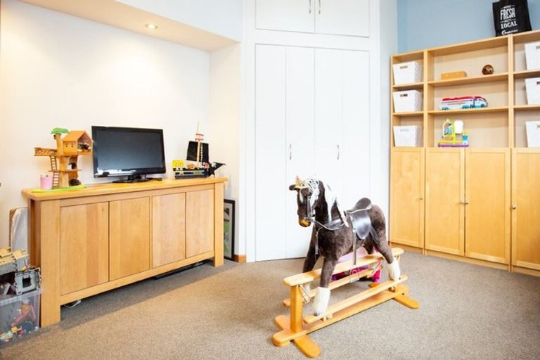 Photo of property in 129 Roker Street, Somerfield, Christchurch, 8024