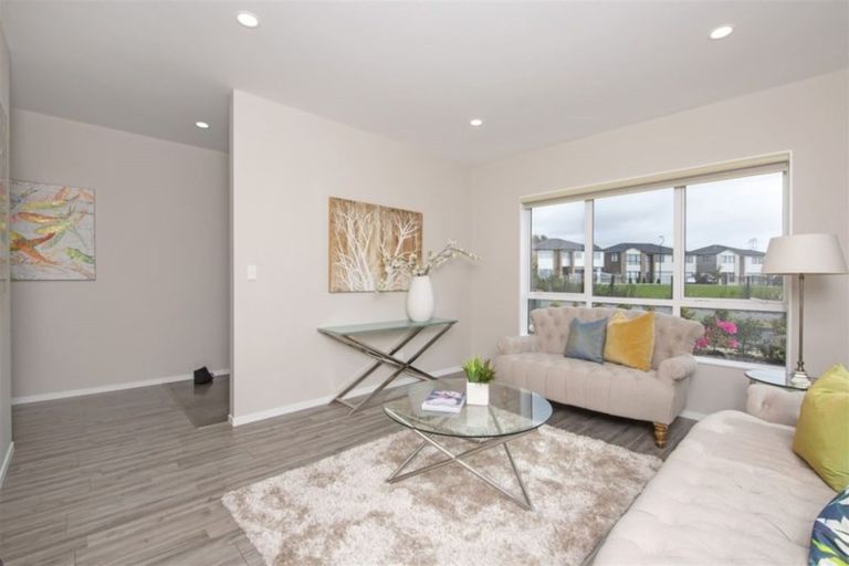 Photo of property in 3 Ballykerrigan Road, Flat Bush, Auckland, 2019