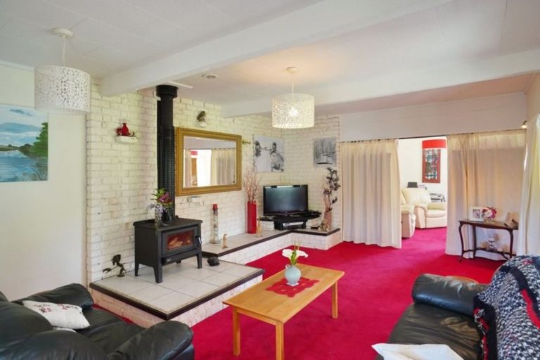 Photo of property in 22 Allin Drive, Waikuku Beach, 7402