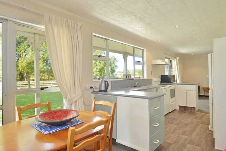 Photo of property in 9a Moreton Road, Carterton, 5713