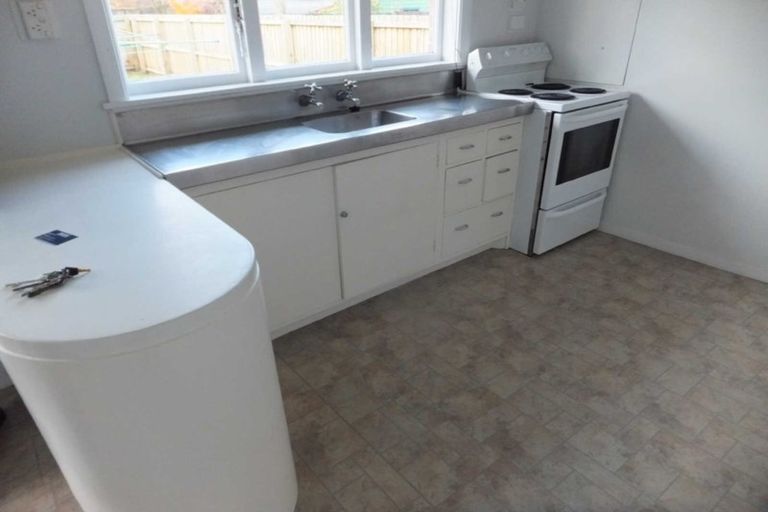 Photo of property in 120 Hamilton Avenue, Ilam, Christchurch, 8041