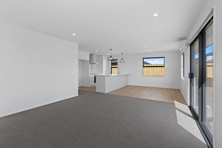 Photo of property in 17 Longore Way, Rolleston, 7614