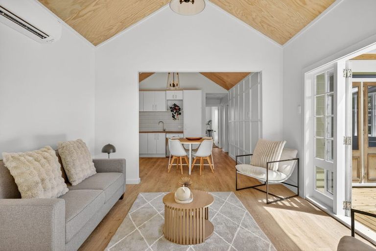 Photo of property in 1/178 Gayhurst Road, Dallington, Christchurch, 8061