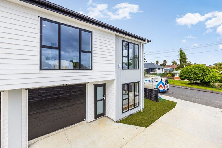 Photo of property in 11b Percival Street, Manurewa, Auckland, 2102