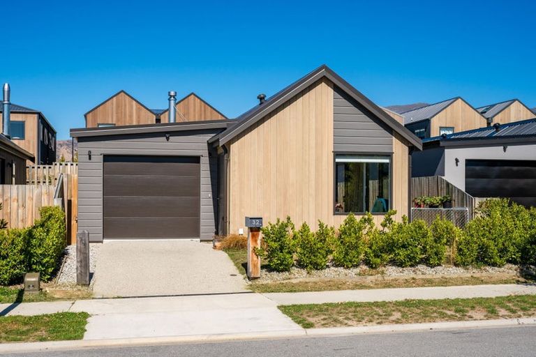 Photo of property in Northlake, 32 Cairnmuir Street, Wanaka, 9305