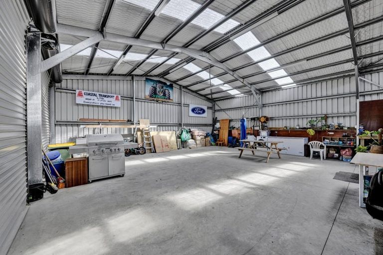 Photo of property in 1491 Eltham Road, Kaponga, Hawera, 4679