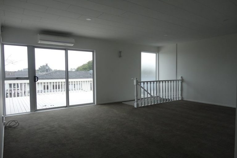 Photo of property in 69 Marendellas Drive, Bucklands Beach, Auckland, 2014