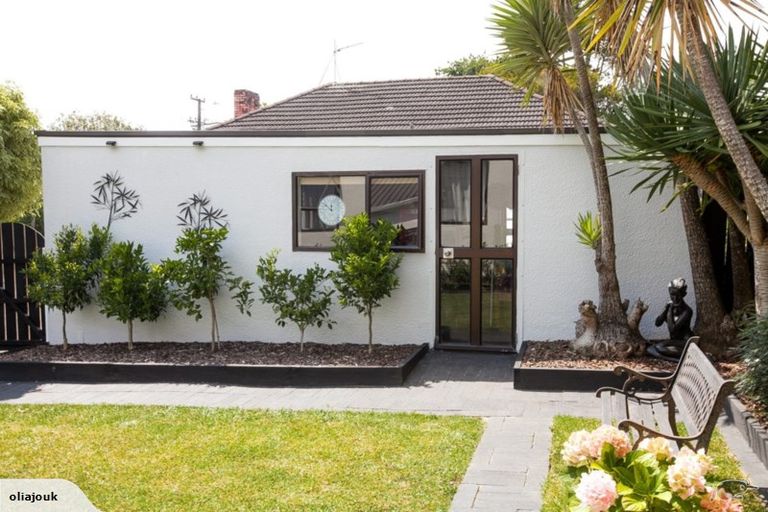 Photo of property in 2/78 Salisbury Road, Birkdale, Auckland, 0626