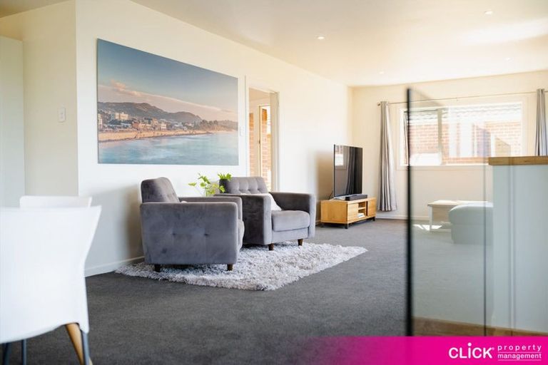 Photo of property in 28 Seaview Terrace, Kew, Dunedin, 9012