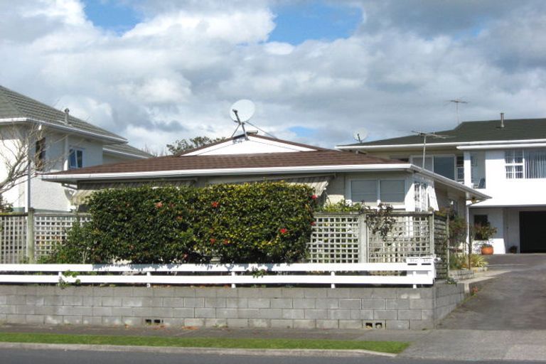Photo of property in 38d Rimu Street, Strandon, New Plymouth, 4312
