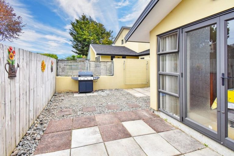 Photo of property in 23/8 Landscape Road, Papatoetoe, Auckland, 2025