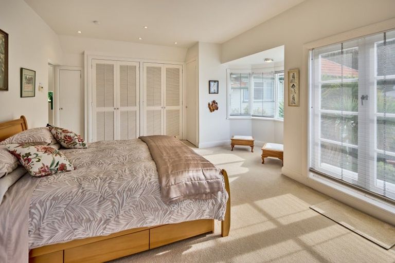 Photo of property in 412 Evans Bay Parade, Hataitai, Wellington, 6021