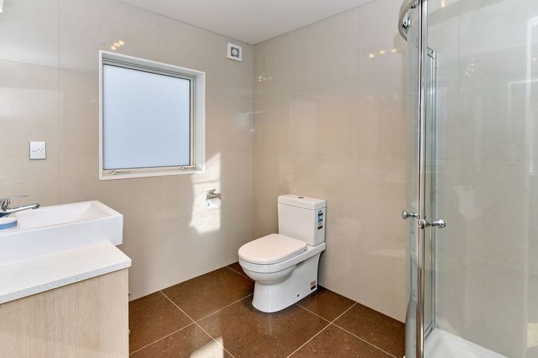 Photo of property in 13 Kereru Rise, Papakura, 2110