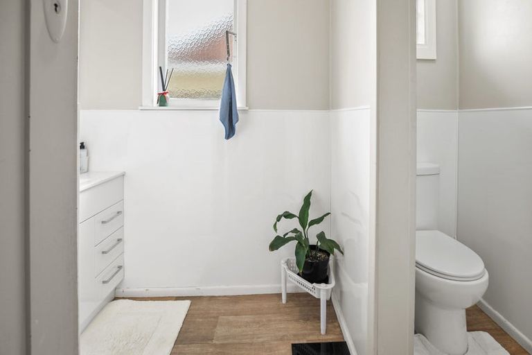 Photo of property in 711 Mackay Street, Thames, 3500