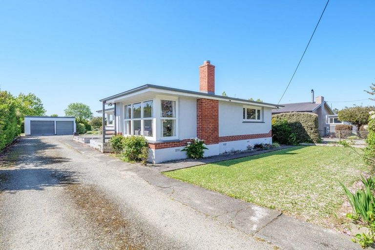 Photo of property in 33 Park Street, Winton, 9720