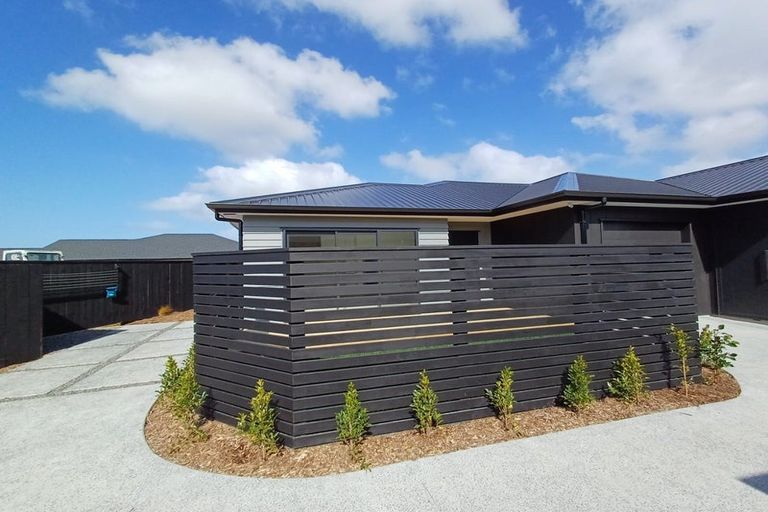 Photo of property in 15 Hicks Road, Lower Shotover, Queenstown, 9304