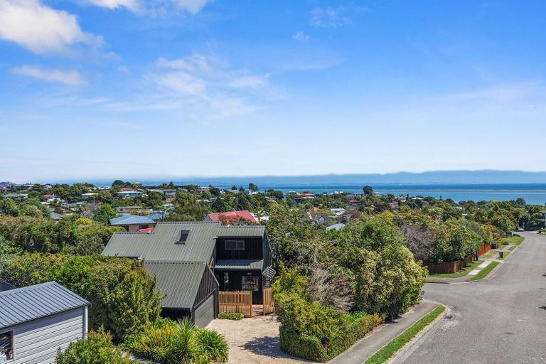 Photo of property in 18 Werneth Street, Atawhai, Nelson, 7010