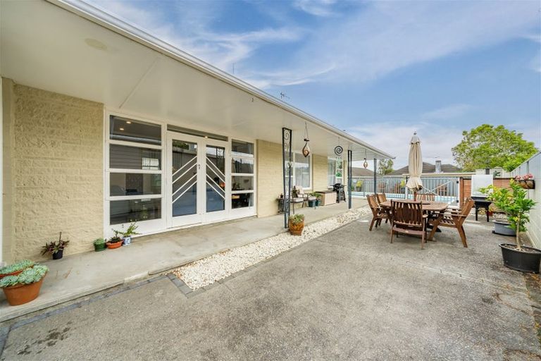 Photo of property in 53 Kashmir Avenue, Clouston Park, Upper Hutt, 5018