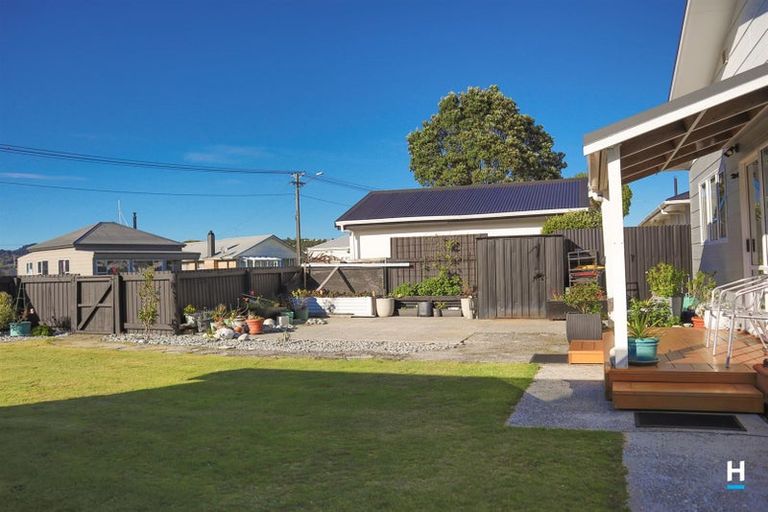 Photo of property in 121 Blake Street, Blaketown, Greymouth, 7805