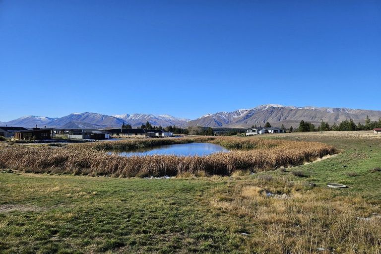 Photo of property in 1 Edwards Lane, Lake Tekapo, 7999