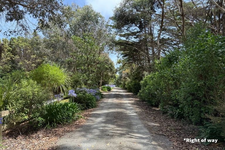 Photo of property in 144a Paetawa Road, Peka Peka, Waikanae, 5391