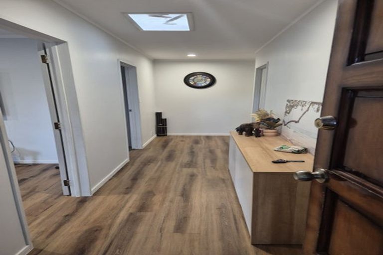 Photo of property in 41 Lakeside Drive, Pahurehure, Papakura, 2113