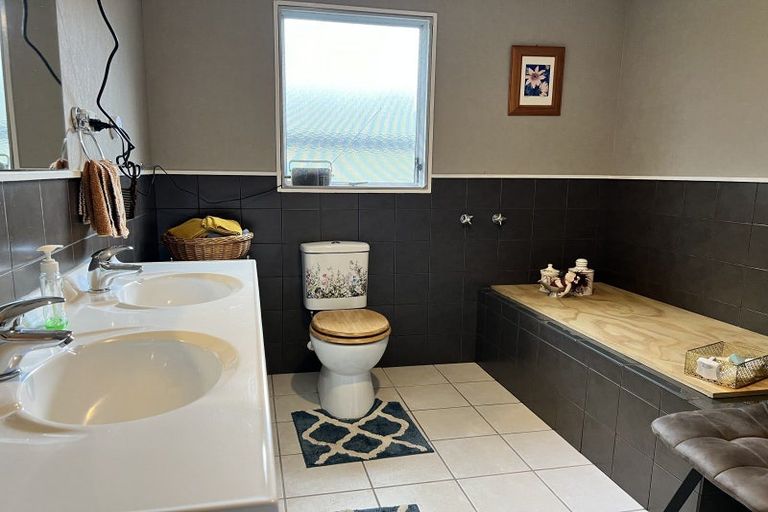 Photo of property in 3a Allan Street, Dannevirke, 4930