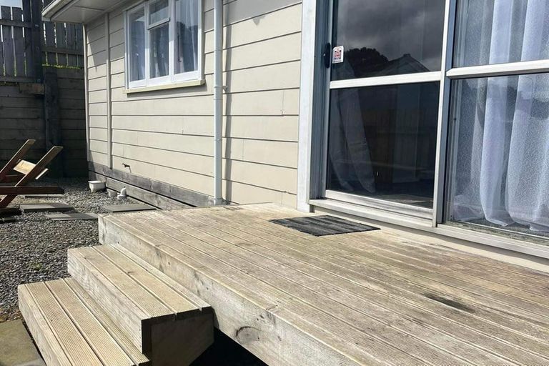 Photo of property in 7a Hampshire Street, Cannons Creek, Porirua, 5024