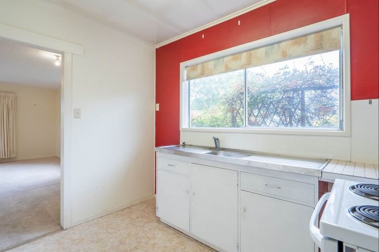 Photo of property in 33 Tui Road, Raumati Beach, Paraparaumu, 5032