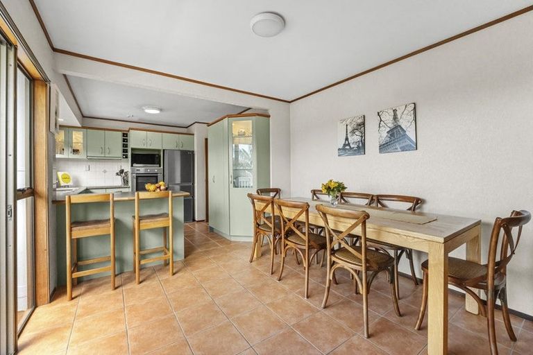 Photo of property in 97 John Downs Drive, Browns Bay, Auckland, 0630