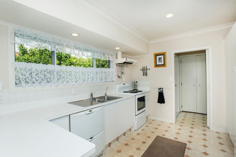 Photo of property in 30 Grant Road, Whataupoko, Gisborne, 4010