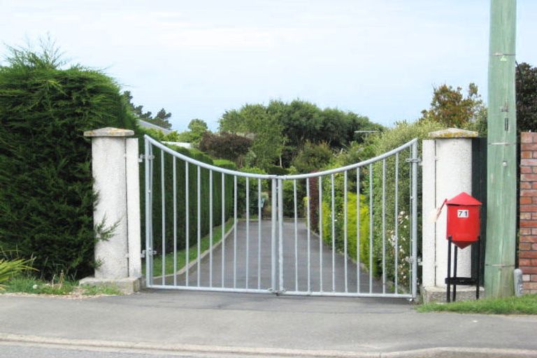 Photo of property in 71 Taylors Mistake Road, Scarborough, Christchurch, 8081
