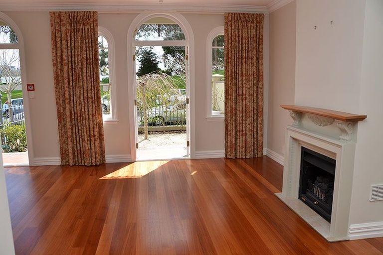 Photo of property in 1c George Street, Newmarket, Auckland, 1023