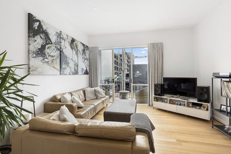 Photo of property in De Vere Apartments, 1/23 Tennyson Street, Te Aro, Wellington, 6011