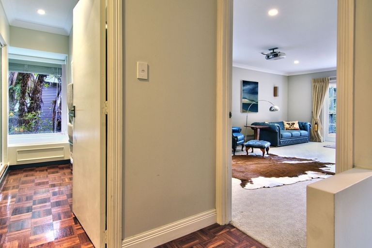 Photo of property in 199 Scenic Drive, Titirangi, Auckland, 0604