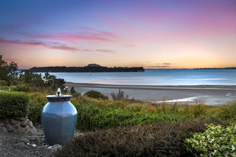 Photo of property in 10 Edmondson Lane, Omokoroa, 3114