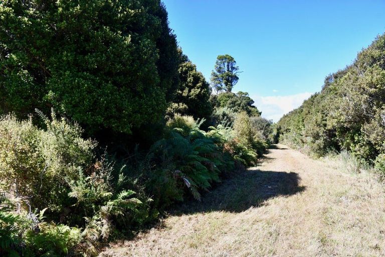 Photo of property in 37 South Terrace Road, Karamea, 7893