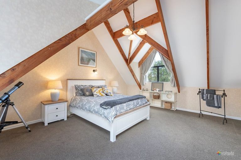 Photo of property in 224 Katherine Mansfield Drive, Whitemans Valley, Upper Hutt, 5371