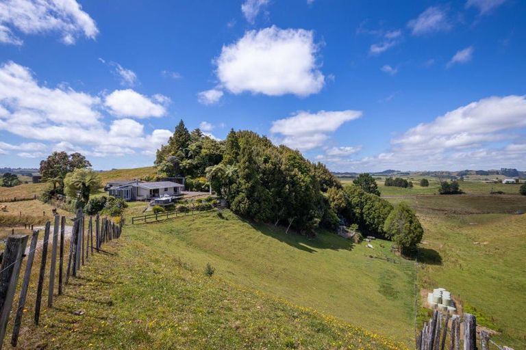 Photo of property in 821 Tariki Road, Ratapiko, Inglewood, 4390