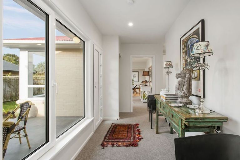 Photo of property in 51 Bourne Crescent, Papanui, Christchurch, 8053