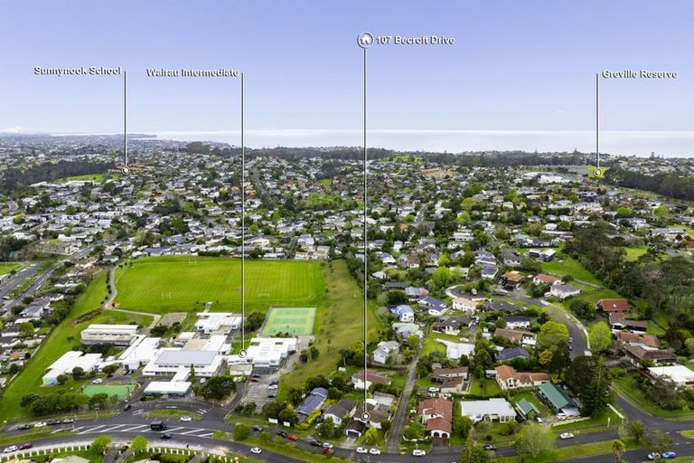 Photo of property in 107 Becroft Drive, Forrest Hill, Auckland, 0620