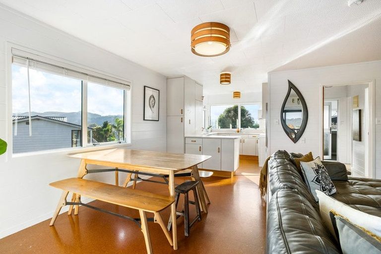 Photo of property in 127 Bruce Wallace Place, Whangamata, 3620