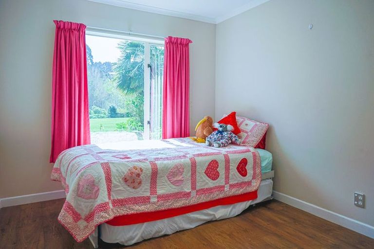 Photo of property in 20 Maui Pomare Road, Nikau Valley, Paraparaumu, 5032