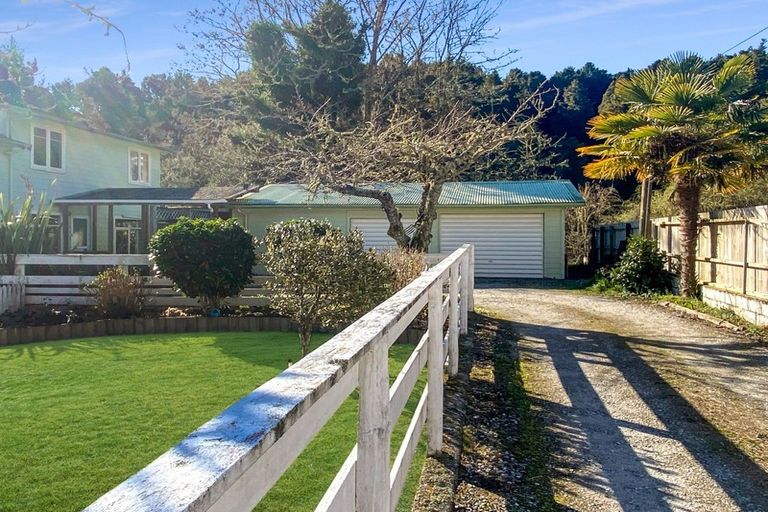 Photo of property in 70 Rangaroa Road, Taumarunui, 3920